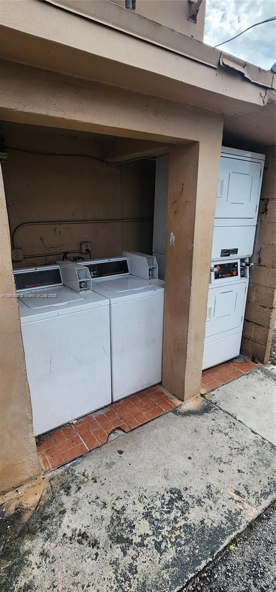 664 W 29th St unit 2, Hialeah, FL 33012 - photo 7