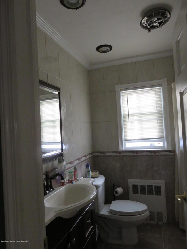 31 Bear St, Staten Island, NY 10304 - photo 7
