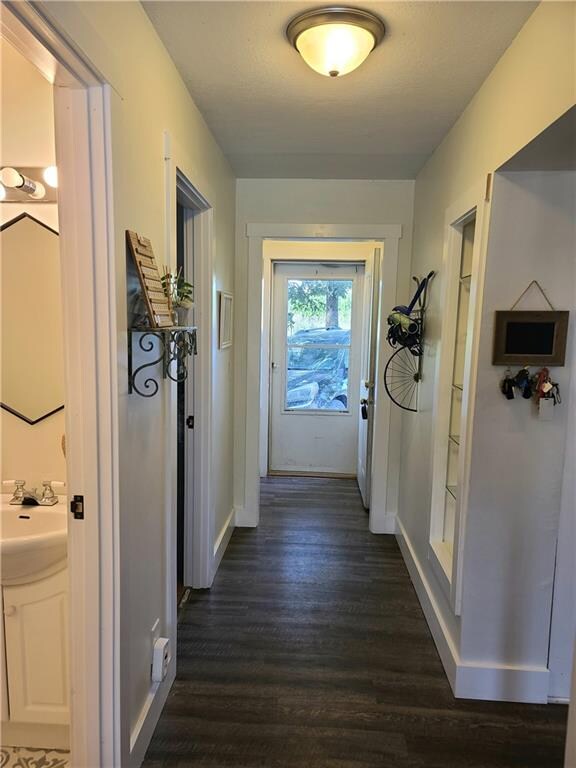 5936 E 76th St S, Newton, IA 50208 - photo 6