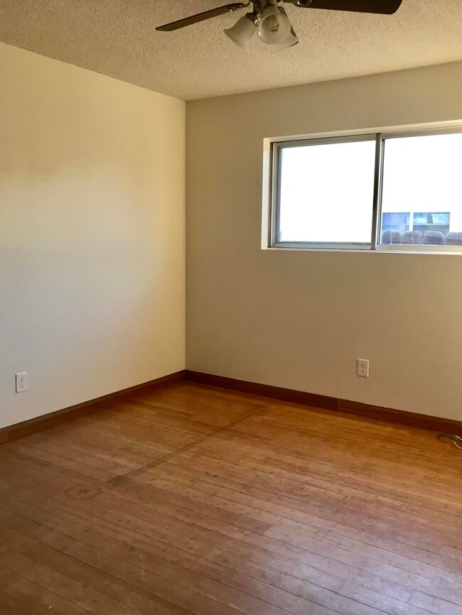 E6AE1A18-4FD5-454B-BD6D-00B49BE81E25