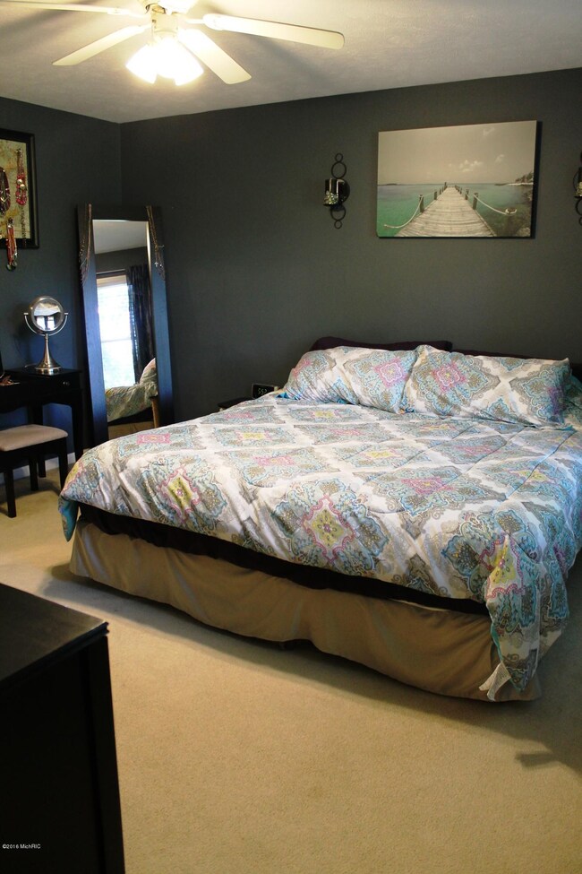 329 Meadow Ct, Wayland, MI 49348 - photo 7