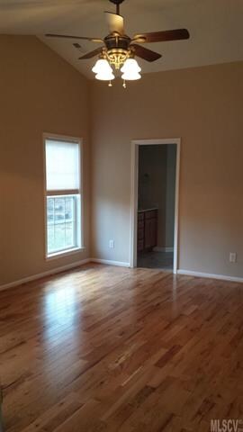 Masterbedroom Hardwoods