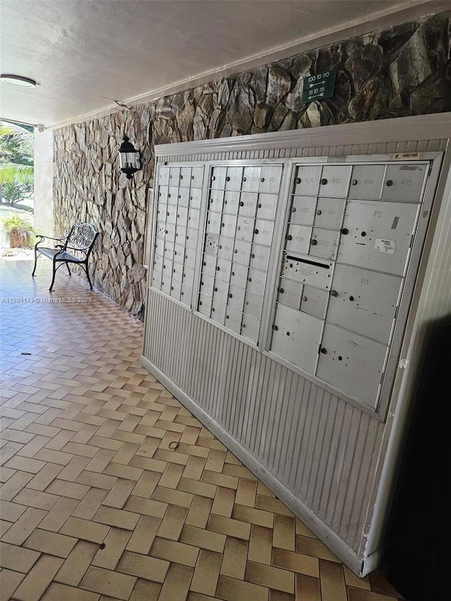 1670 NE 191st St unit 1093, Miami, FL 33179 - photo 3