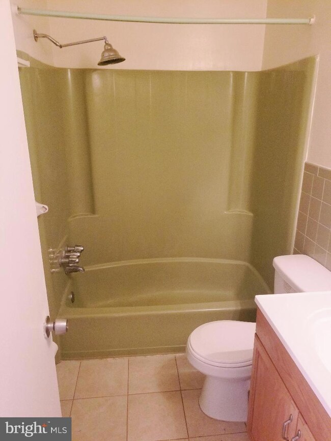 8015 Moro St unit B 2 FL, Philadelphia, PA 19136 - photo 7