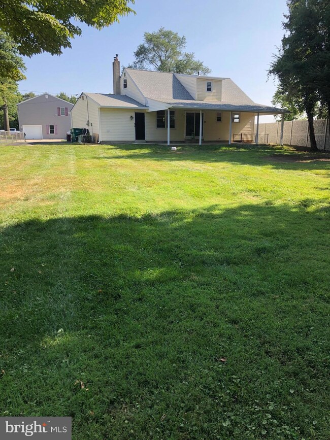 1708 Darrah St, Langhorne, PA 19047 - photo 6