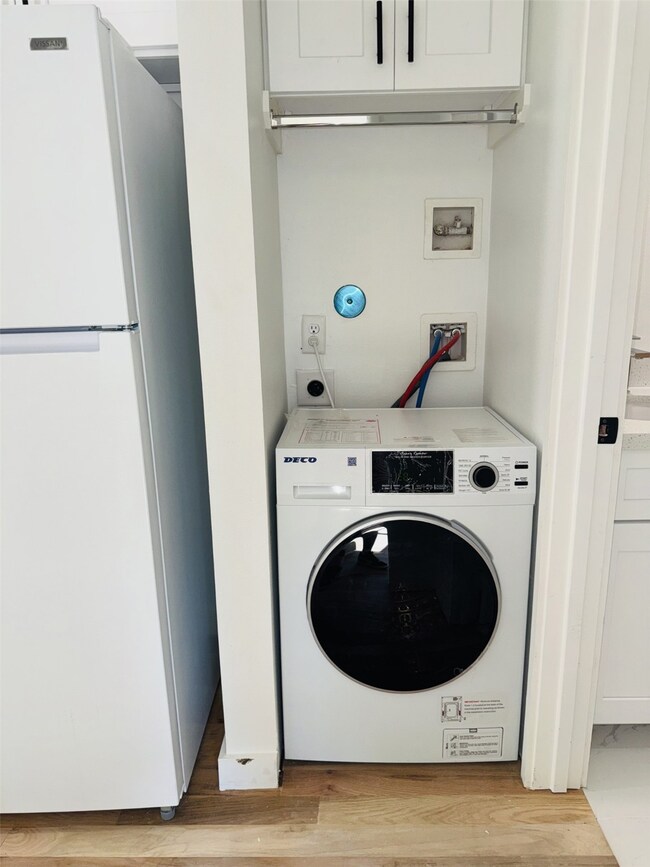 1235 W Gray St unit 4, Houston, TX 77019 - photo 7