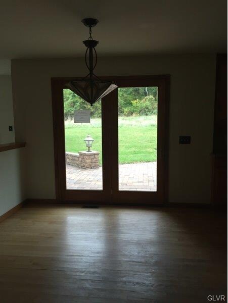 5071 Stansfield Dr, Zionsville, PA 18092 - photo 5