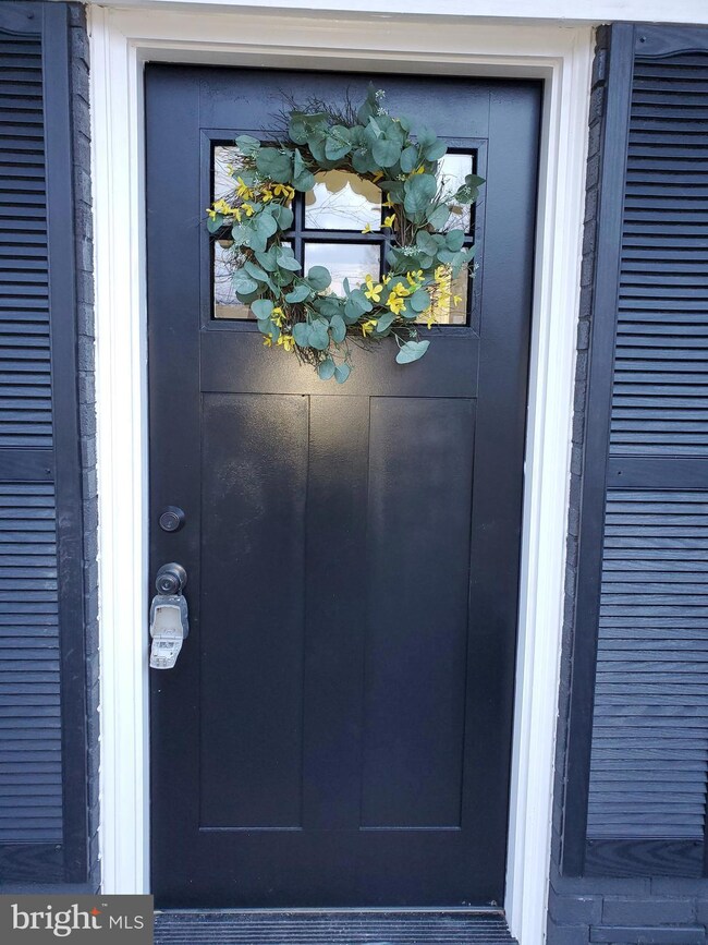 9 Norman Ln, Willingboro, NJ 08046 - photo 2