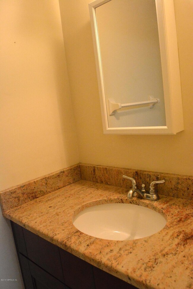 8846 Sandusky Ave S, Jacksonville, FL 32216 - photo 6