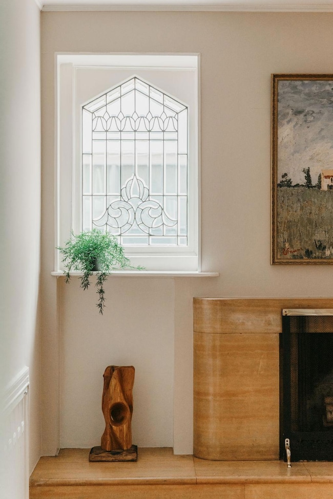 35-web-or-mls-834 Goodrich Ave-0134.jpg