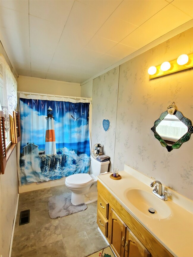 209 N Posey St, Windfall, IN 46076 - photo 7