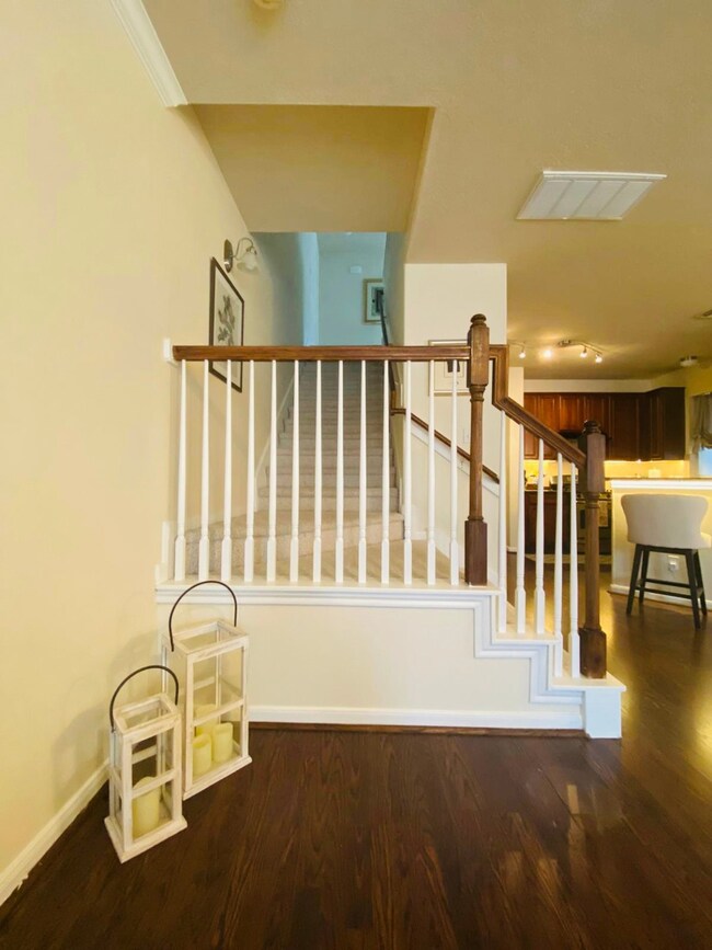 5219 Brinkman Ct, Houston, TX 77091 - photo 7