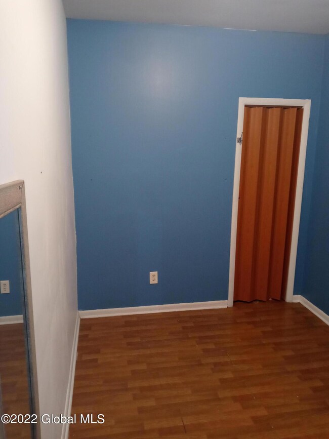 299 2nd St, Albany, NY 12206 - photo 4