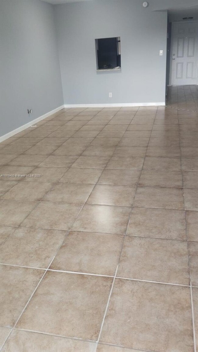 7910 Colony Cir N unit 305, Tamarac, FL 33321 - photo 7