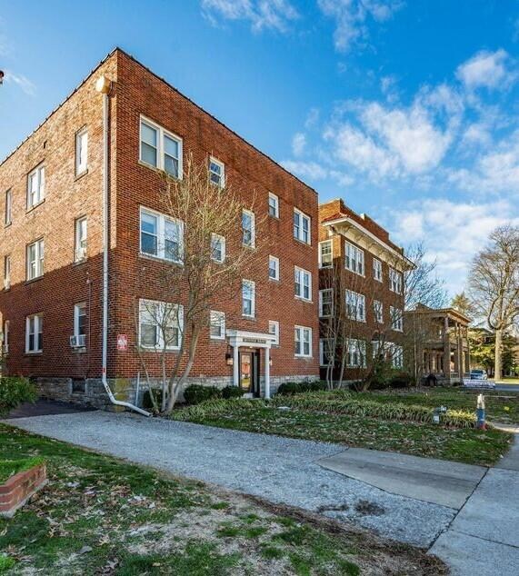 258 East High Street 102