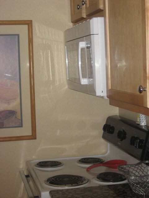 Electric range/Microwave