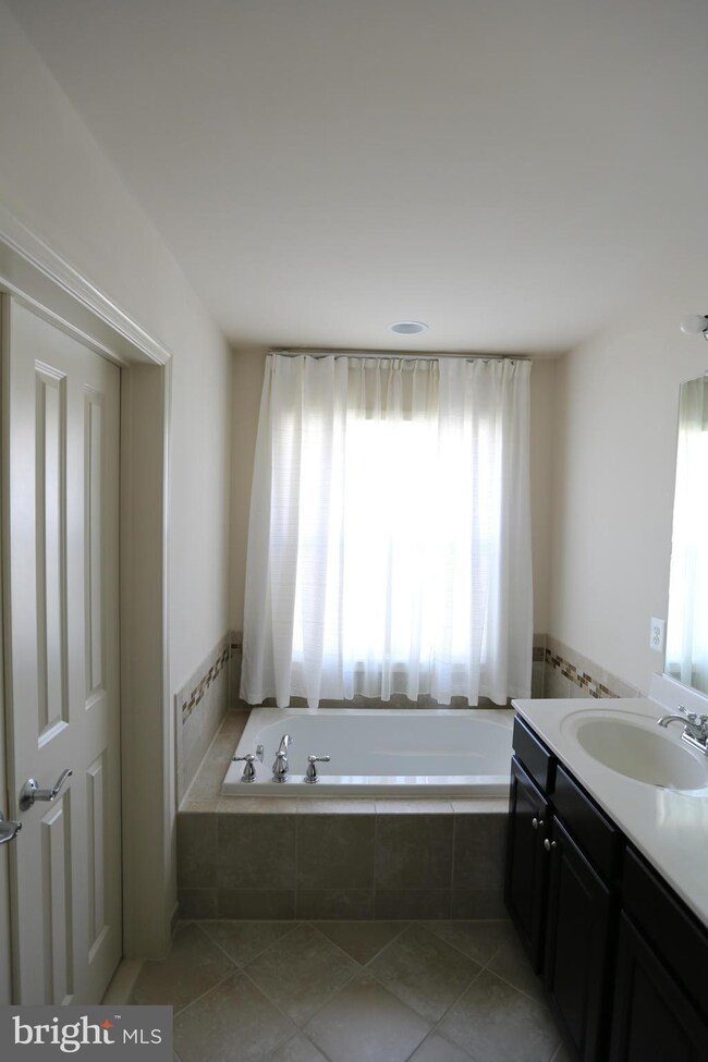 13230 Deer Highlands Way, Silver Spring, MD 20906 - photo 6