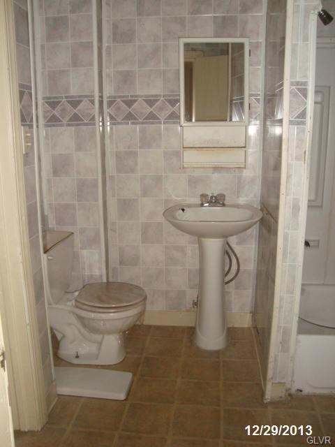 126 S 5th St, Allentown, PA 18101 - photo 7