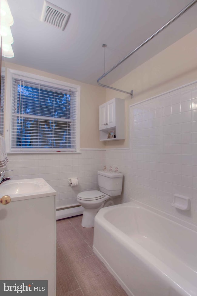 5 W Golf Club Ln unit C4, Paoli, PA 19301 - photo 6