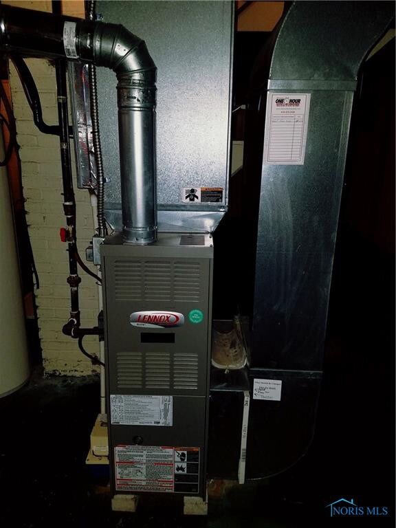 3709 Larchmont Pkwy, Toledo, OH 43613 - photo 2