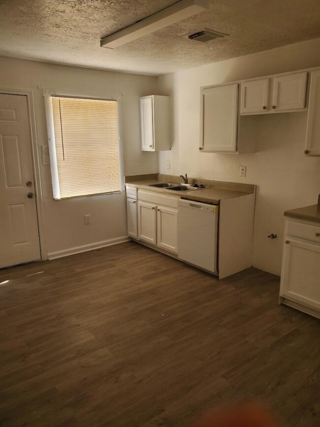 9922 Gloyna St, Houston, TX 77088 - photo 2