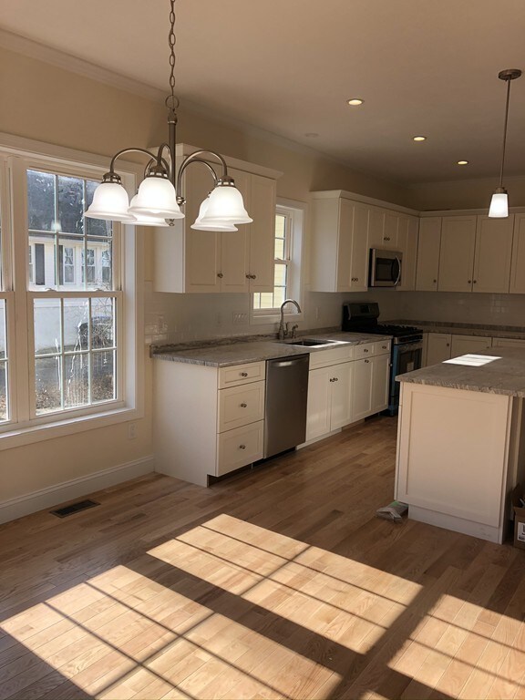 4 Manchester Place unit 4, Natick, MA 01760 - photo 7