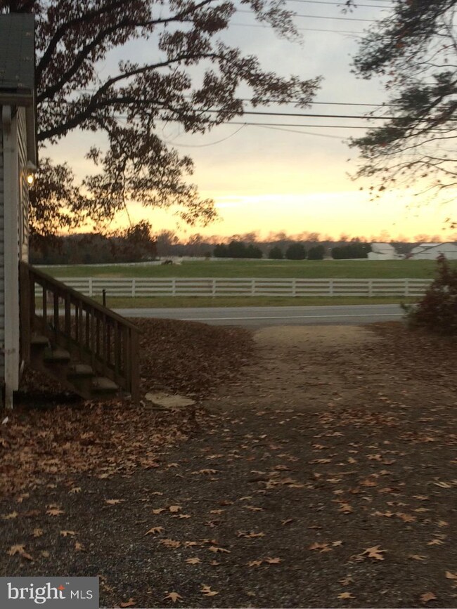 19620 Piney Point Rd, Valley Lee, MD 20692 - photo 3