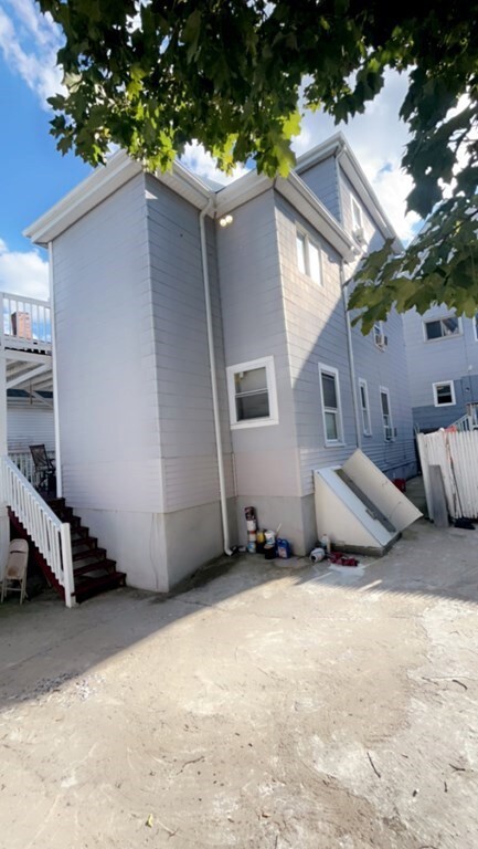 16 Lander St, Lynn, MA 01902 - photo 5