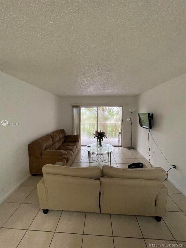 15231 SW 80th St unit 407, Miami, FL 33193 - photo 2