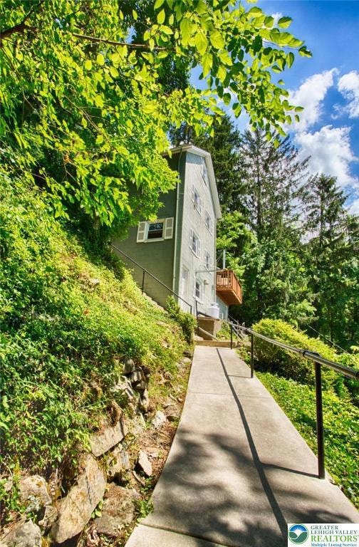 5449 de Pues Rd, Bangor, PA 18013 - photo 4