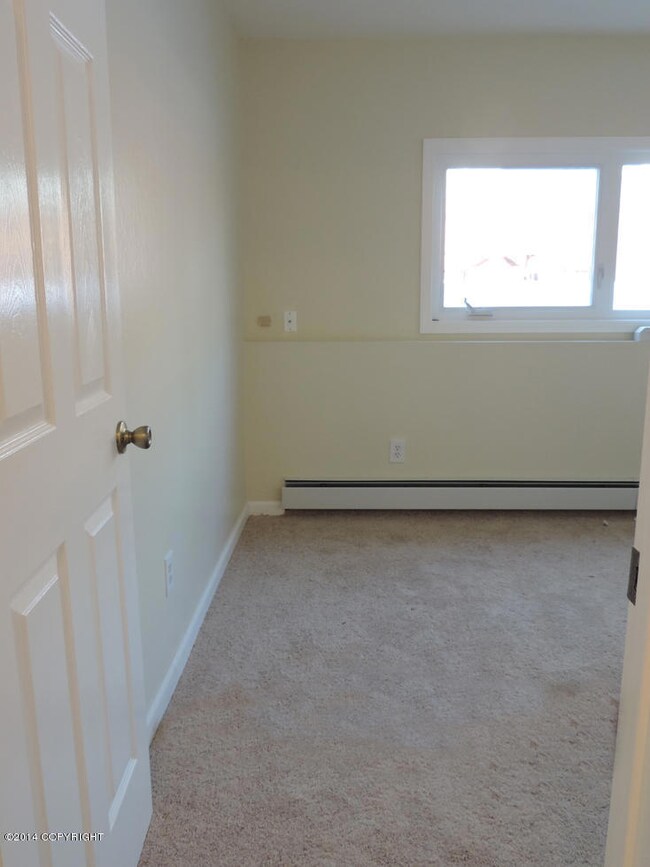 06-bedroom