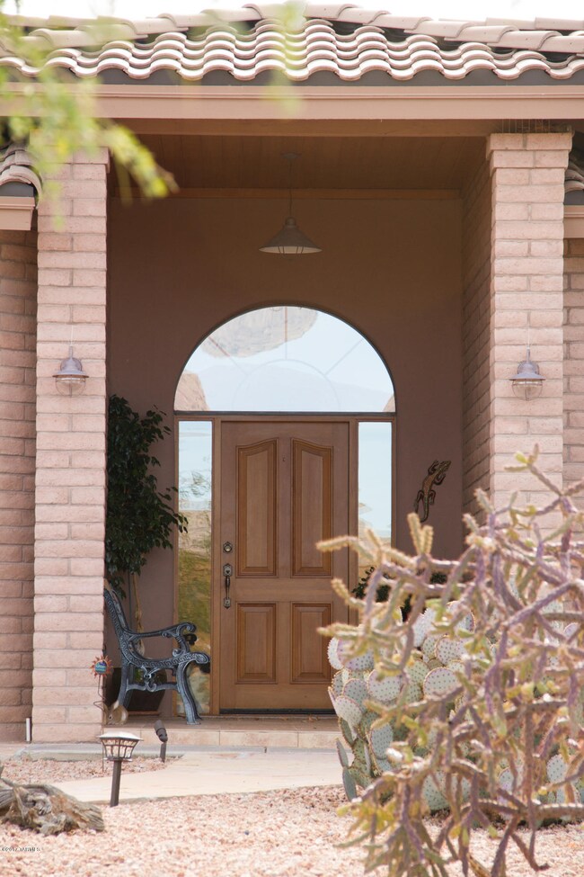 03 Entryway