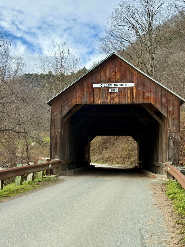 3 Howe Ln, Tunbridge, VT 05077 - photo 7