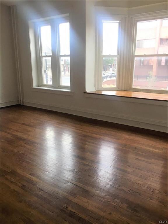 8 W Broad St unit 2, Bethlehem, PA 18018 - photo 2