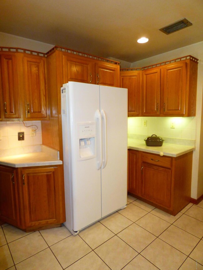 6227 Graves St, Jacksonville, FL 32210 - photo 4