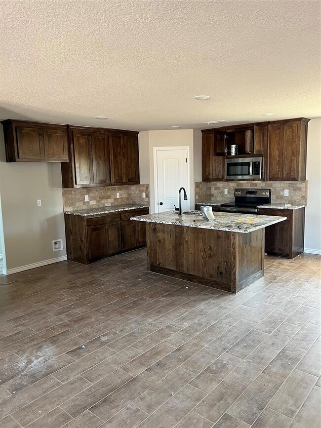 2039 Brown Loop, Poolville, TX 76487 - photo 2