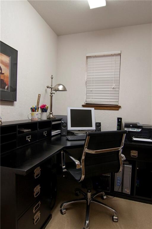 2321 Eastridge Cir, Moore, OK 73160 - photo 6