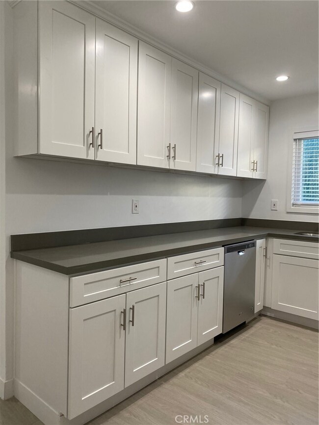 21317 Costanso St, Los Angeles, CA 91364 - photo 6