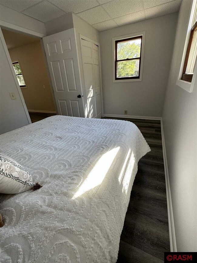 422 422 W 3rd St, Mankato, MN 56001 - photo 6