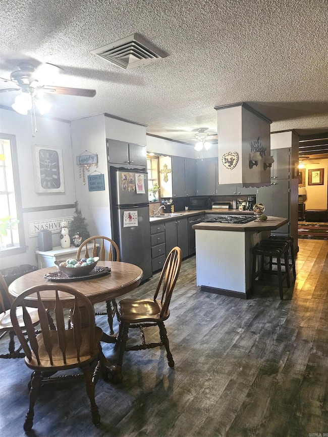 212 Young Rd, Nashville, AR 71852 - photo 6