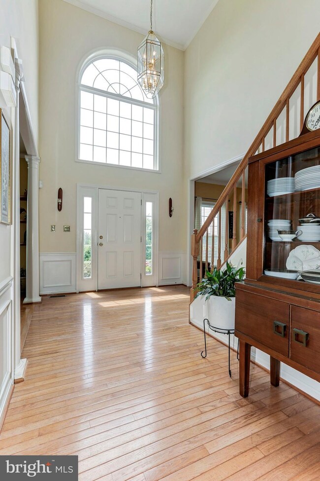 15932 Charter House Ln, Purcellville, VA 20132 - photo 4
