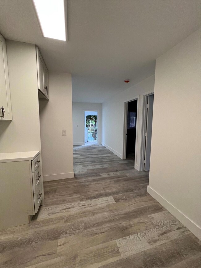 2115 N Ocean Blvd unit 11, Fort Lauderdale, FL 33305 - photo 5