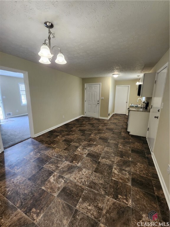 124 N Williamson St, Winder, GA 30680 - photo 2