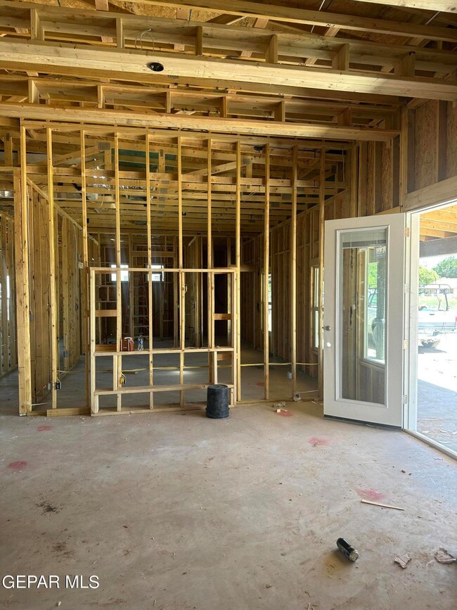 11996 Crevasse Way, Socorro, TX 79927 - photo 4