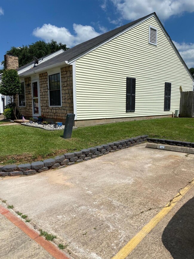 32 Colony Park Dr, Shreveport, LA 71115 - photo 2