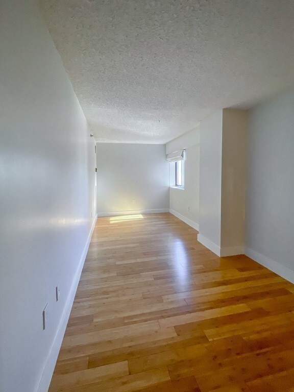 15 North Beacon St unit 506, Allston, MA 02134 - photo 6