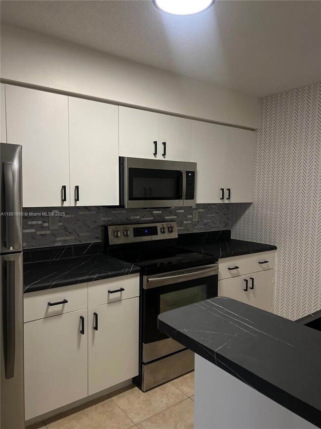 15241 SW 80th St unit 104, Miami, FL 33193 - photo 3