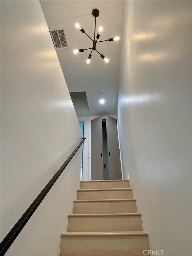 611 W 41st Place unit 1/2, Los Angeles, CA 90037 - photo 5