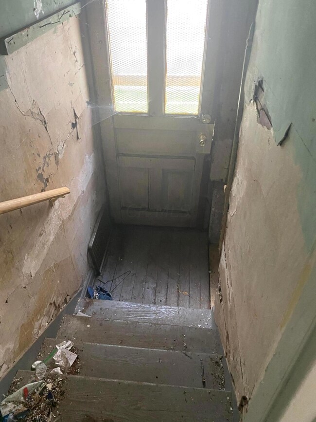 798 Kelton Ave unit 800, Columbus, OH 43205 - photo 7