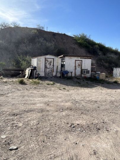 OFFICE AND STORAGE SHED